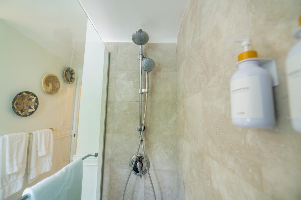 Nassau Bahamas Private House Rental Mar Y Sol Bathroom Downstairs 2